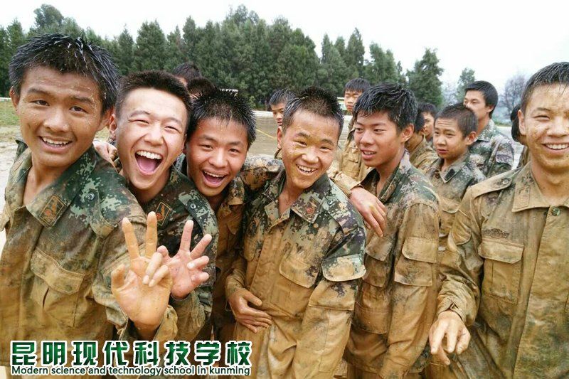 <b>战狼扬军魂，昆现育兵苗</b>