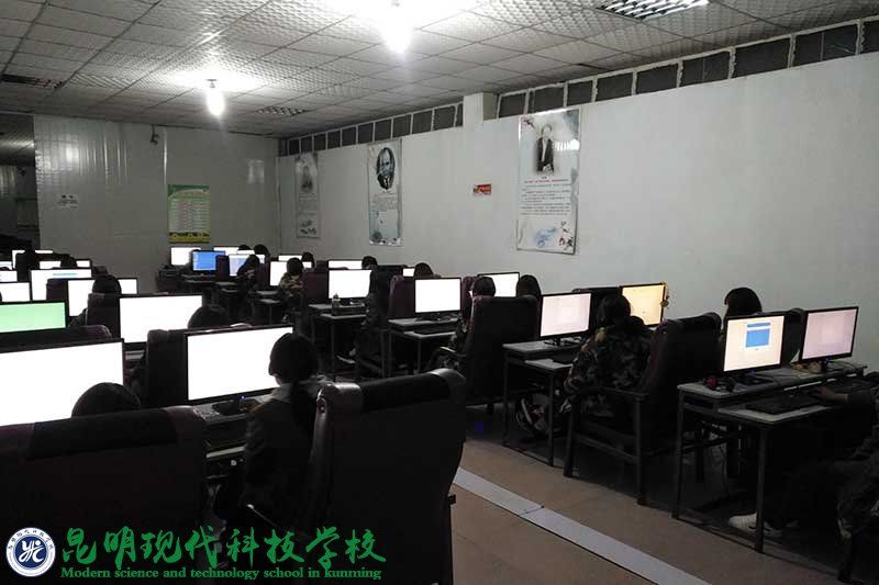 姚记娱乐