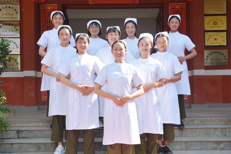 《中国教育现代化2035》