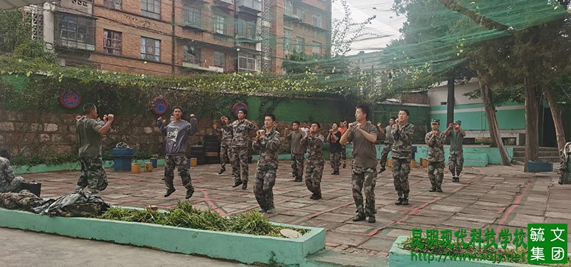 <b>体能训练解锁新姿势</b>